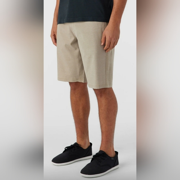 O'Neill Reserve Light Check 21 Hybrid Shorts - Picture 4 of 7